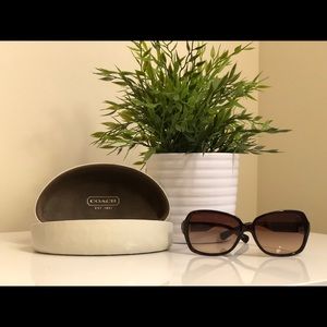 Coach sunglasses like new